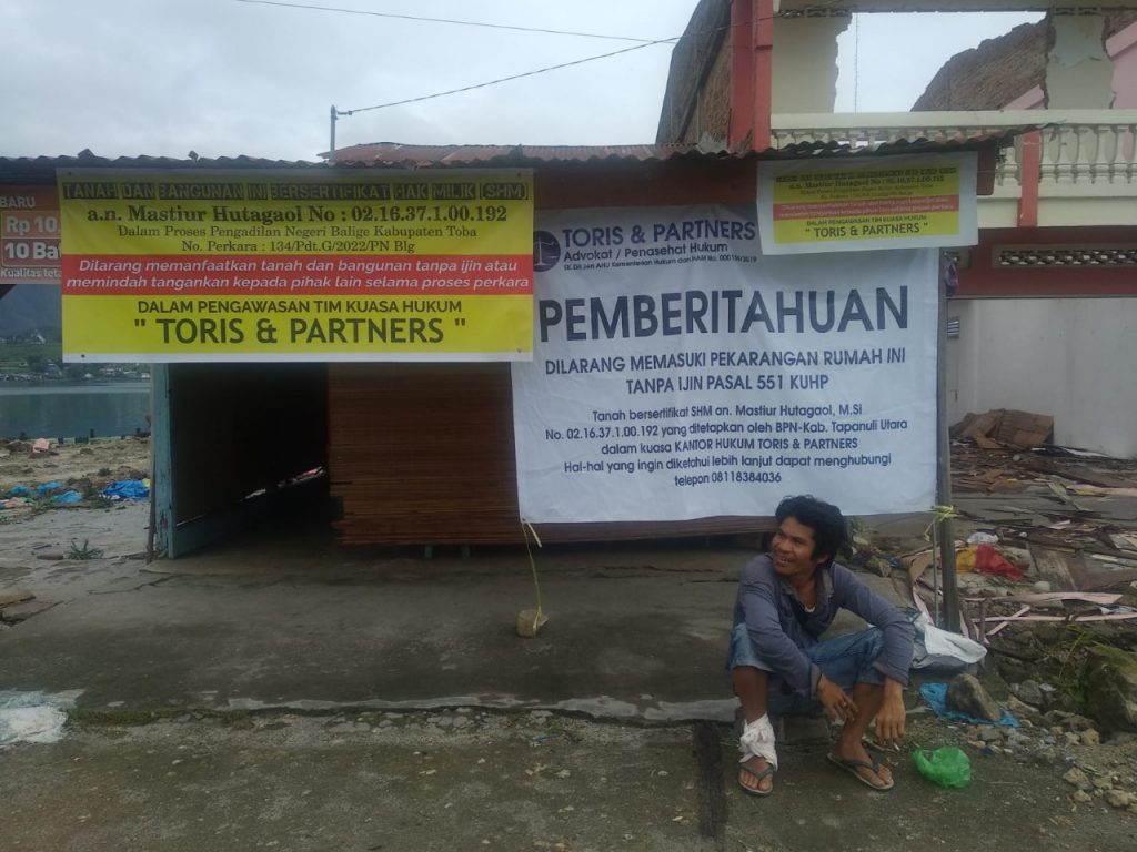 foto-rumah-warga-terdampak-penggusuran-yang-tidak-diurus-pemkab-toba