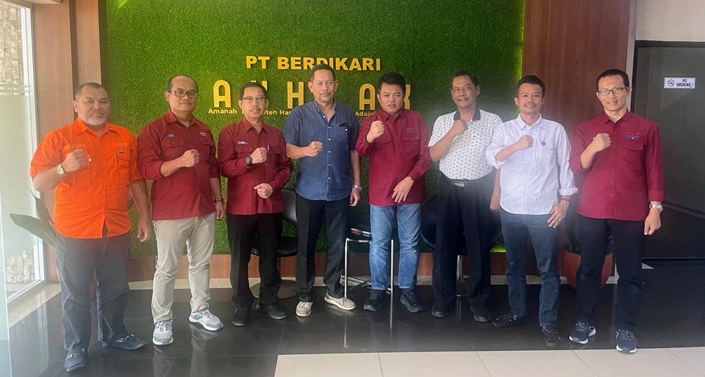 Kolaborasi dengan Peternak Kecil, PT. Berdikari Menjadi Rumah Peternak Rakyat