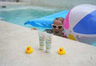 Azarine Cosmetic Hadirkan Physical Sunscreen untuk Anak