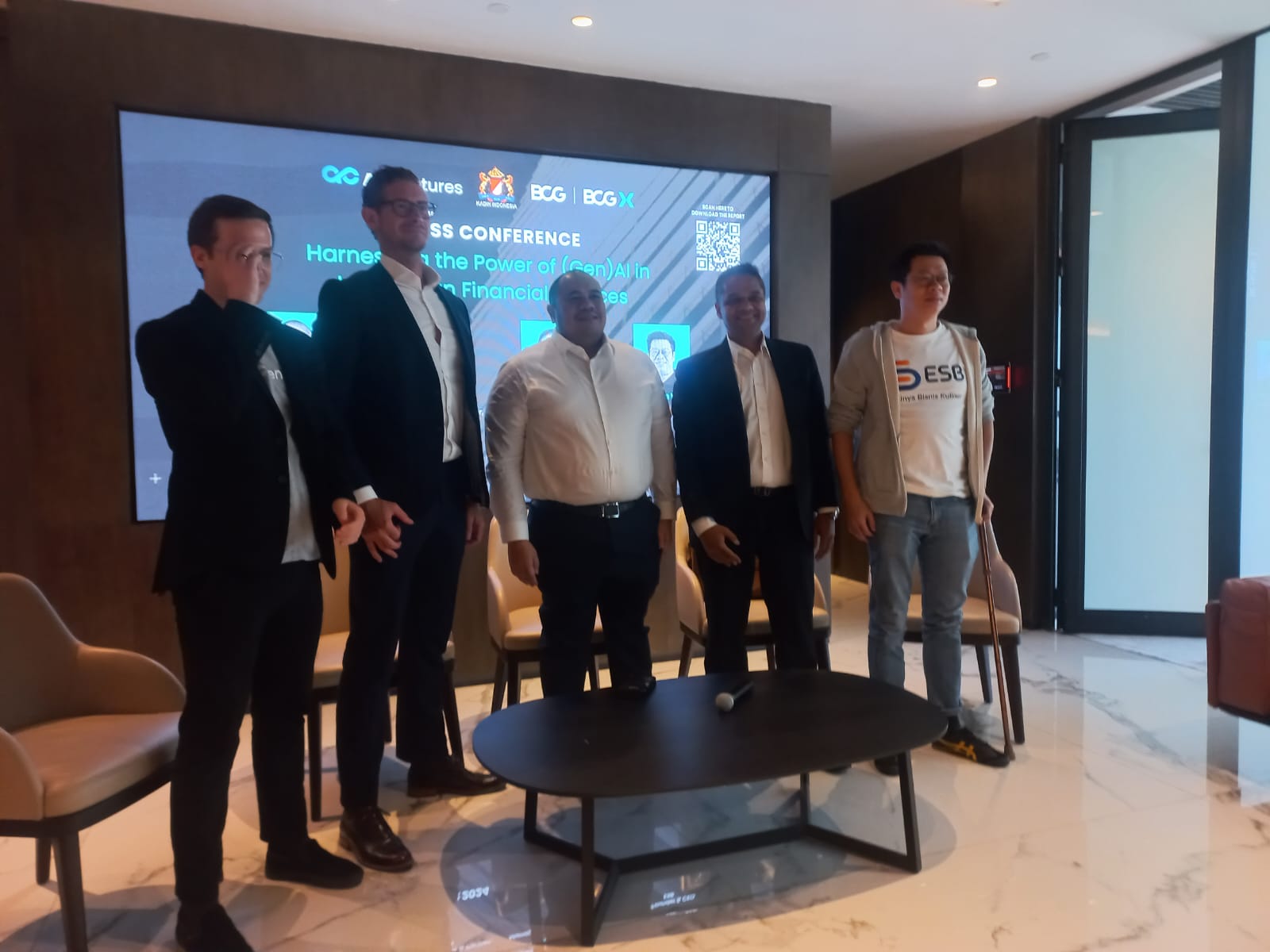 Rilis Laporan GenAl Dan Petakan Masa Depan Layanan keuangan di Indonesia AC Ventures,BCG,KADIN Dan BCG X