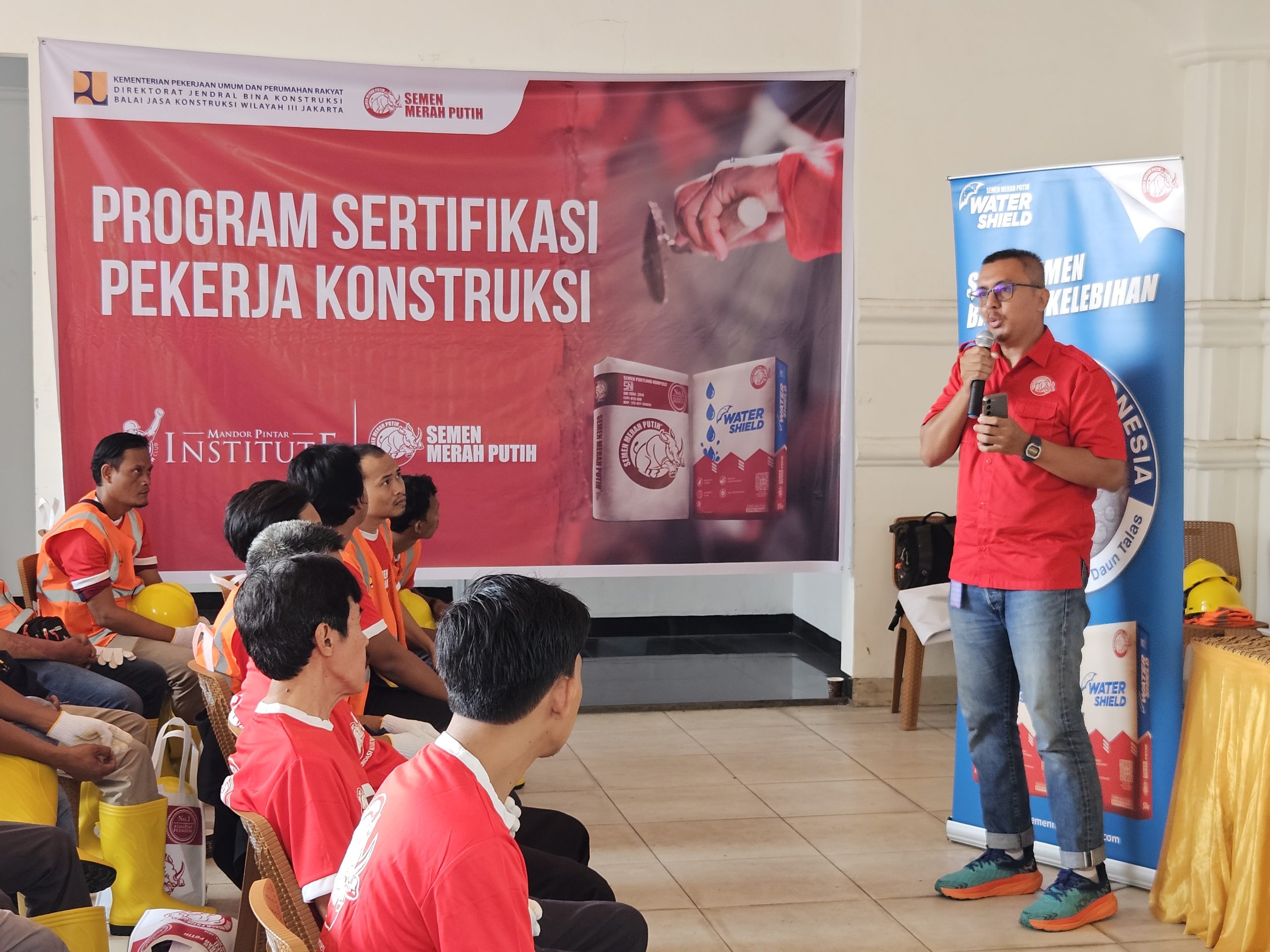 Meningkatkan Kualitas Infrastruktur Melalui Pelatihan dan Sertifikasi Tenaga Kerja Konstruksi