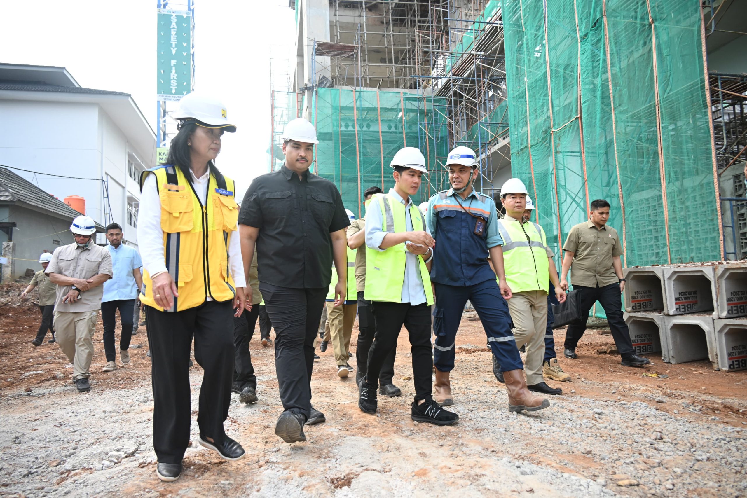 Wapres Gibran Rakabuming Datangi Cibubur Sport Center Agar Siap Diresmikan Presiden Prabowo Akhir Tahun Ini