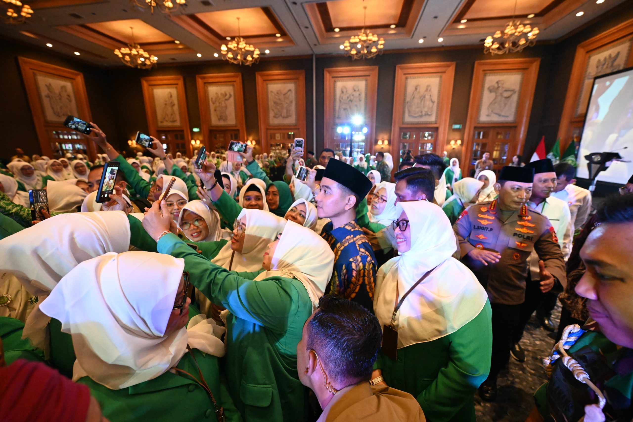 Wapres Dorong Fatayat NU Perkuat Peran dalam Upaya Perlindungan Terhadap Perempuan dan Anak