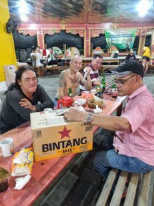 Bir Bintang Arak Jeruk dan Madu diluncurkan di Bali, sejumlah komunitas menerima kiriman dari Bintang Arak