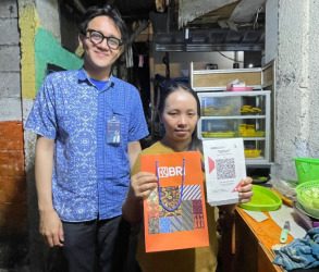BRI Hayam Wuruk Dukung UMKM Go Digital Lewat Akuisisi QRIS dan Layanan Rekening Bisnis