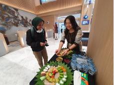 BRI BO BSD Berbagi Jajanan UMKM di Hari Ulang Tahun BRI ke-130