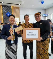 Meriahkan HUT BRI ke-130, Penyerahan Piala dan Hadiah Juara Tenis Meja di Kanca Daan Mogot Berlangsung Penuh Antusias dan Sportivitas