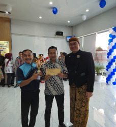 HUT BRI ke-130 Semakin Meriah, Penyerahan Piala dan Hadiah Juara Tenis Meja BRI Jakarta Daan Mogot Warnai Semangat Sportivitas